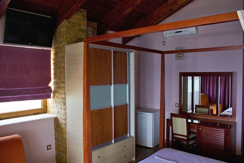 Entheon Rooms Marathopoli Habitación foto